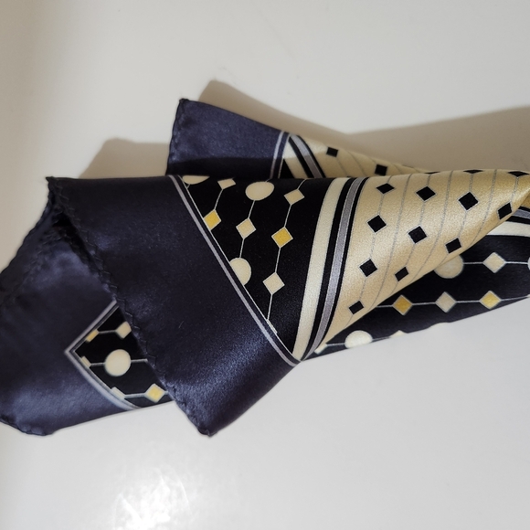 Men’s Pocket Square Geometric Pattern Black Gray Cream Gold Silk Scarf 13” x 13” - Picture 6 of 7